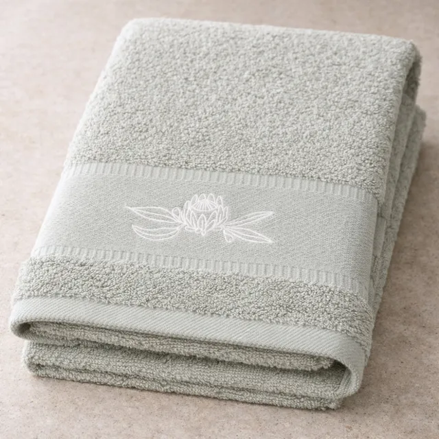 K&Co Serenity badehåndkle Sage 70x140 mykt bomull