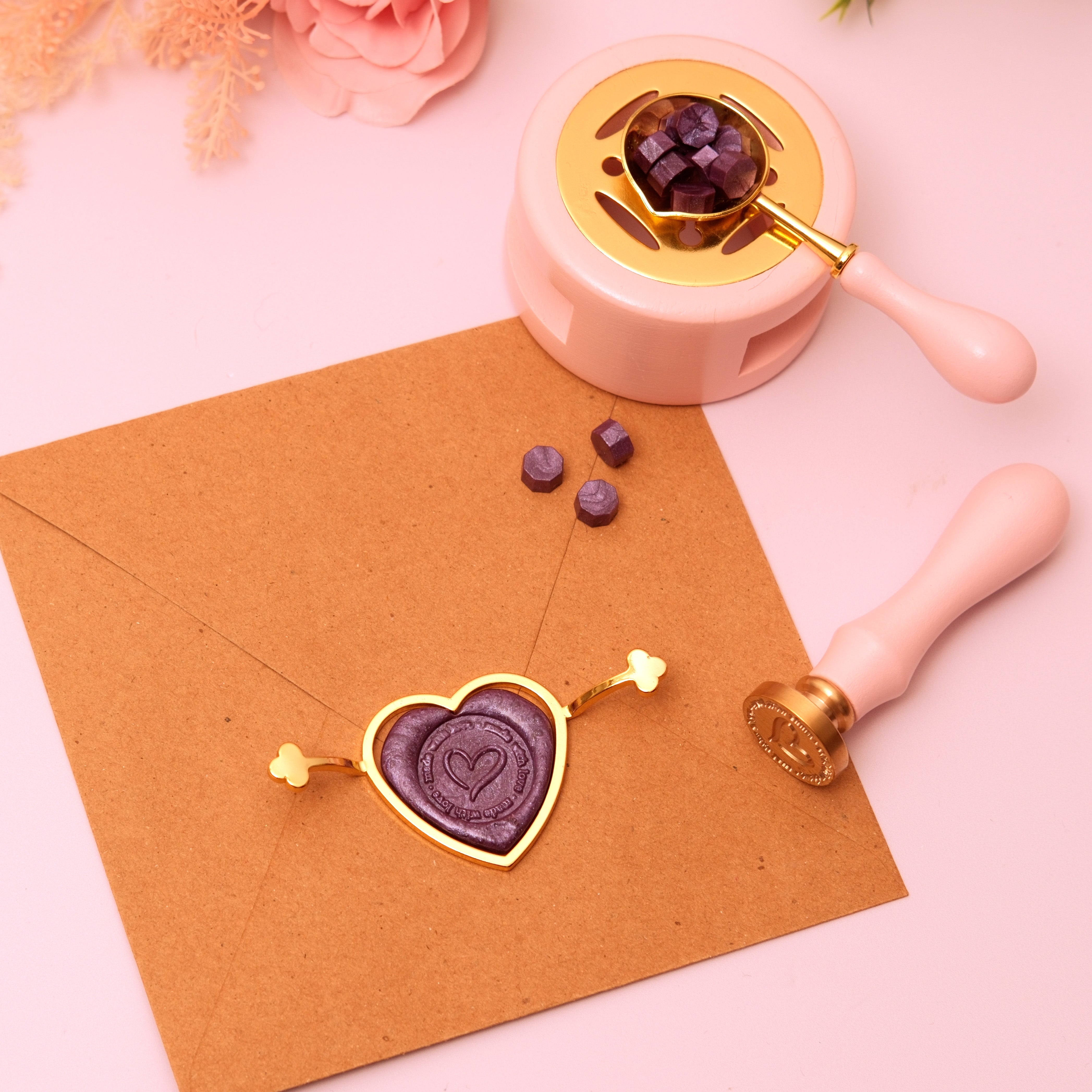 Studio Light Essentials wax shapers scallop heart