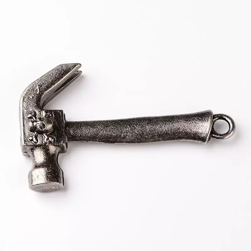 Korthobby Hammer dødningehode charm