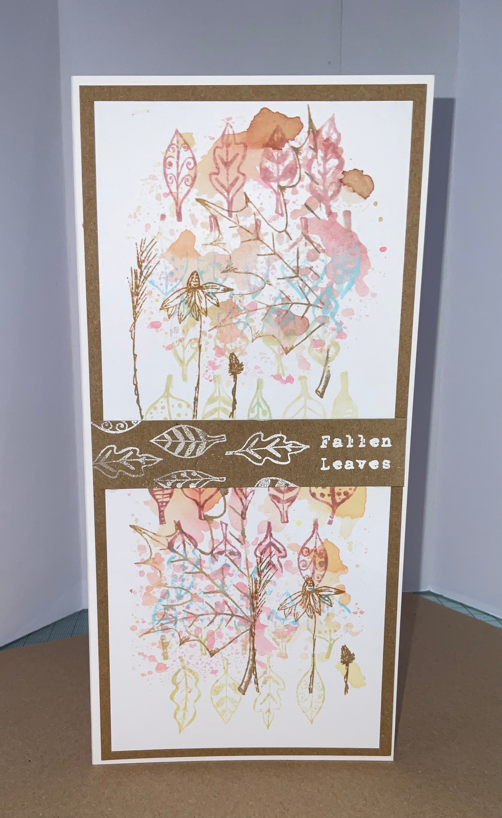 AALL & Create TP-823 Doodle Leaves stempelsett A7 klart