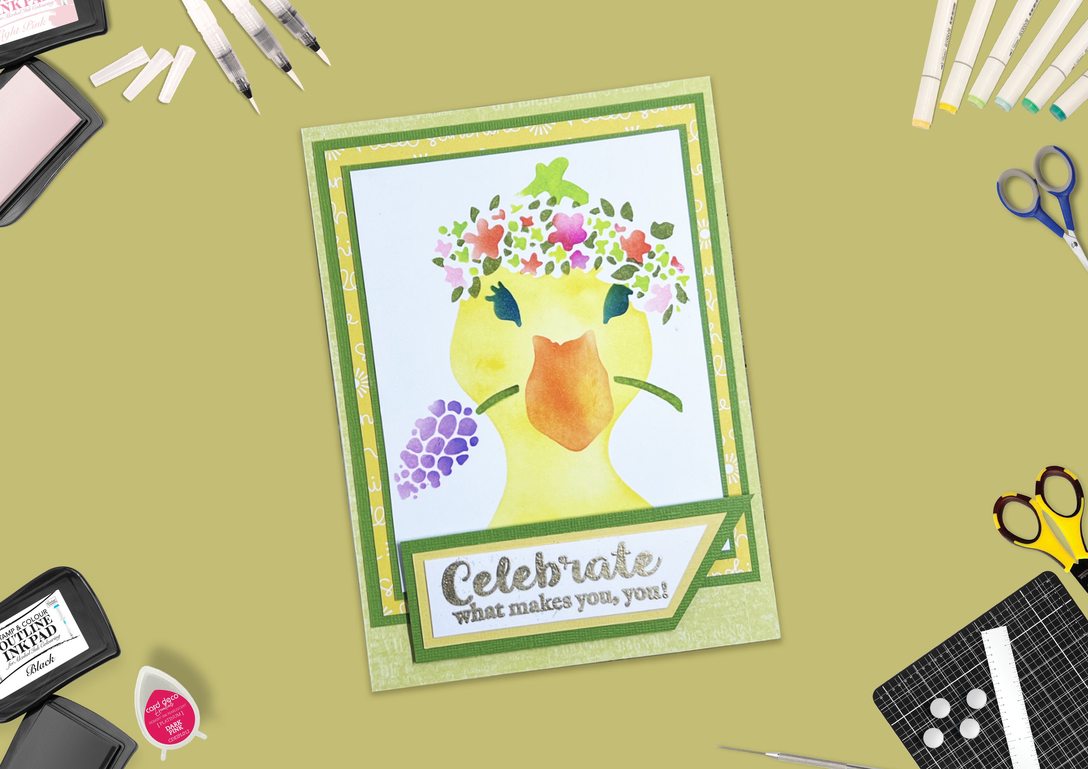 Couture Creations Colourful Moments Floral Duckling sjablong