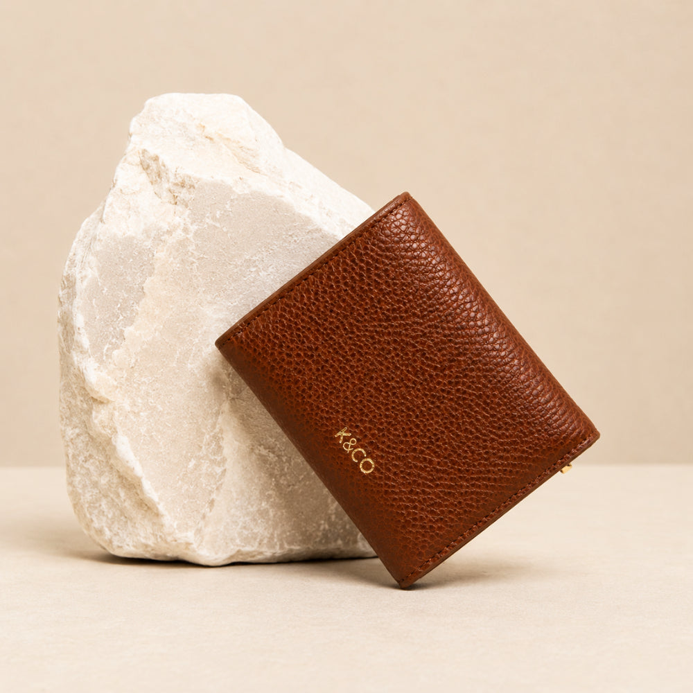 KaiserCraft K&Co Flapover Card Wallet kortholder tan skinn