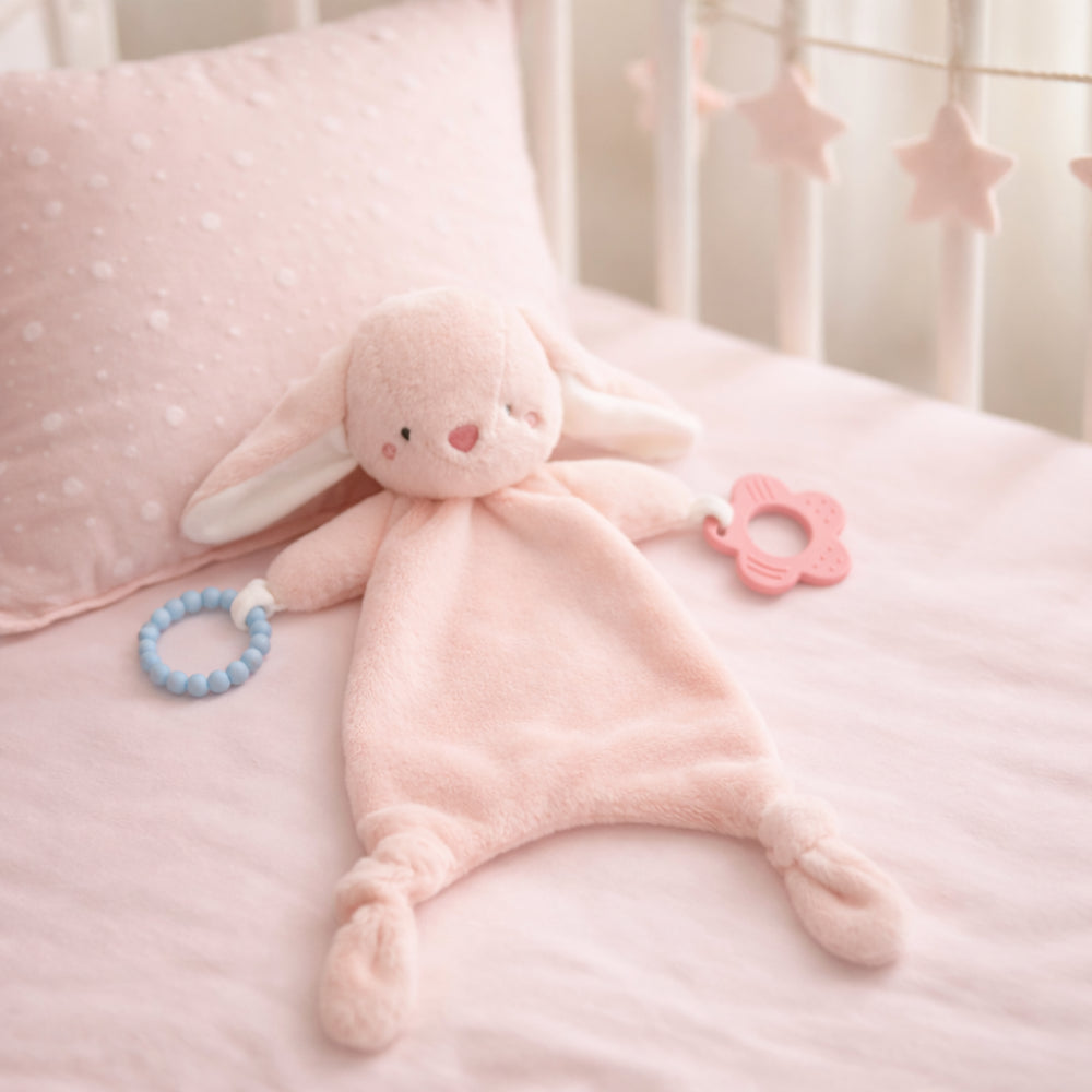 Wonderland Baby Pink Bunny kosefille silikon bitering polyester