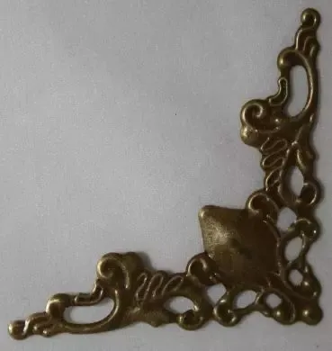 Korthobby bronse hjørne 2 metallpynt