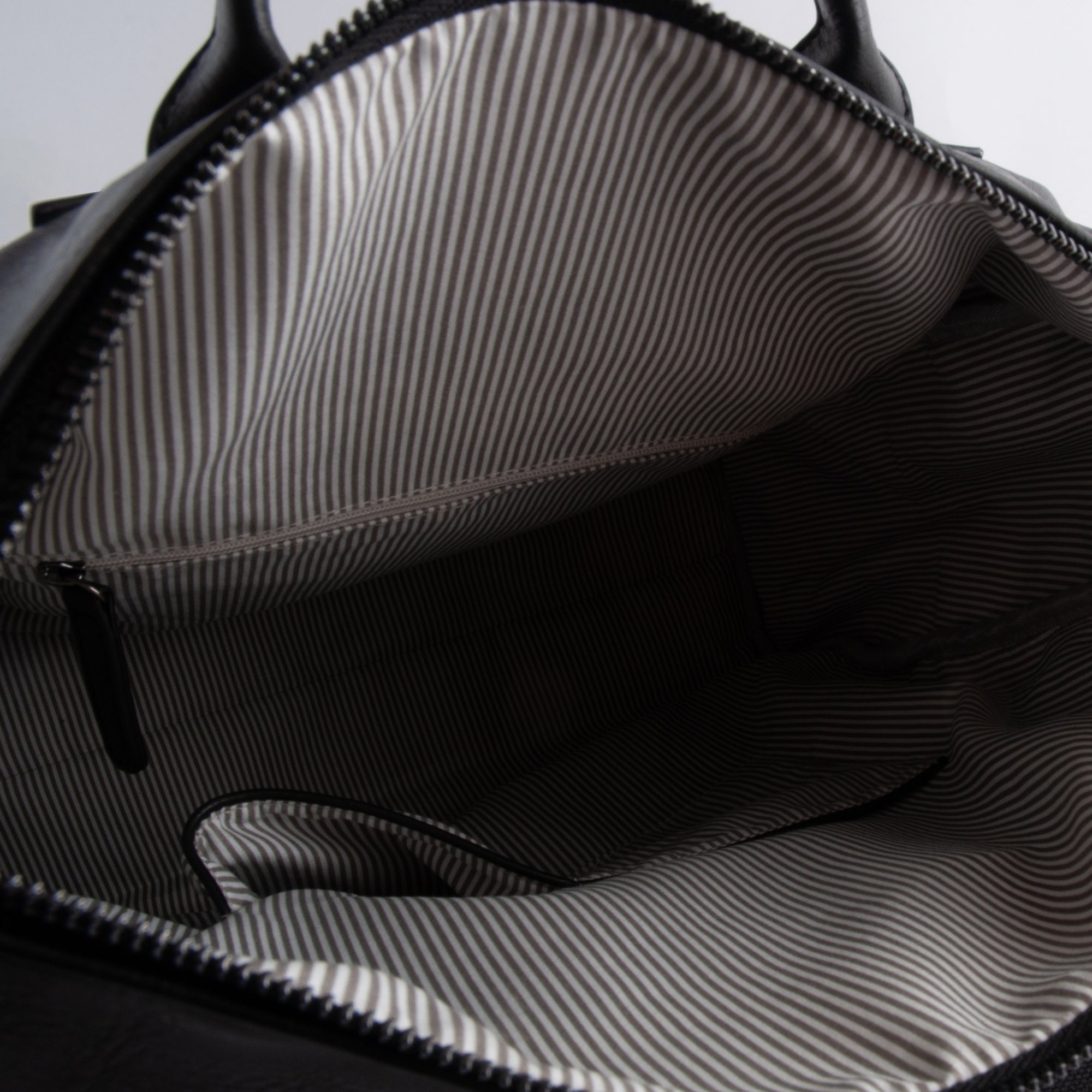 KaiserCraft sekk faux leather Messenger svart