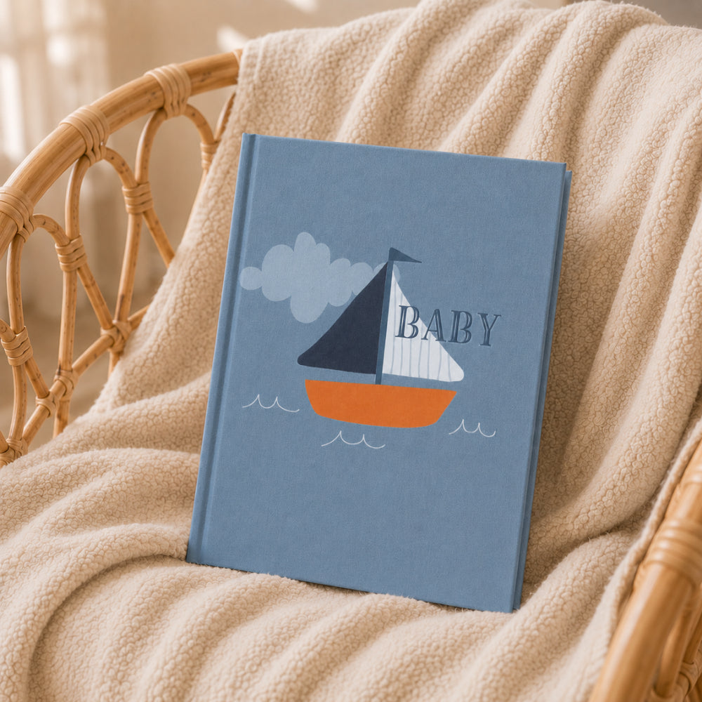 KaiserCraft Peek-A-Boo Baby Milestone Book babybok sailing