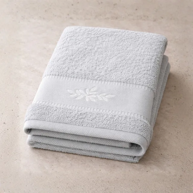 K&Co Serenity badehåndkle dusty blue 70x140