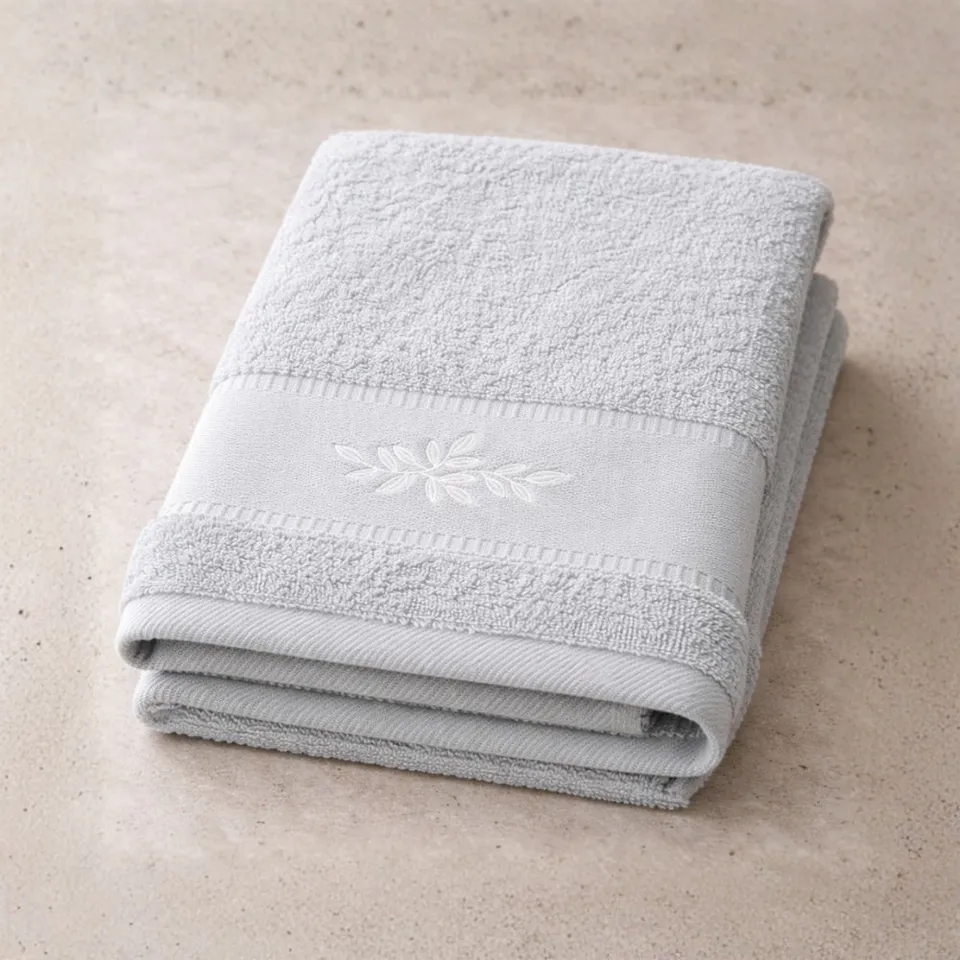 K&Co Serenity badehåndkle dusty blue 70x140